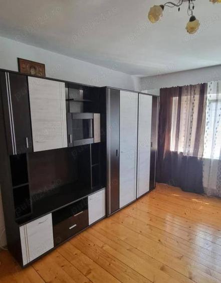 Apartament cu 2 camere semidecomandat în Mărăști