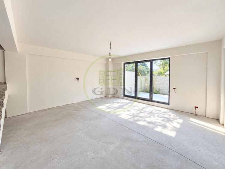 Duplex cu 4 camere cu Teren 198.5 Mp în Străulești