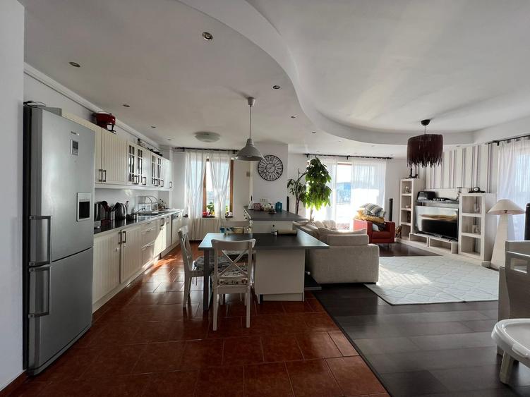 3 camere, 160 mp, Cartierul Francez – Virgil Madgearu | Etaj 6/7 | 2 locuri par - 14