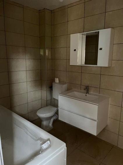 Casă individuală cu 4 camere cu Canalizare în Snagov