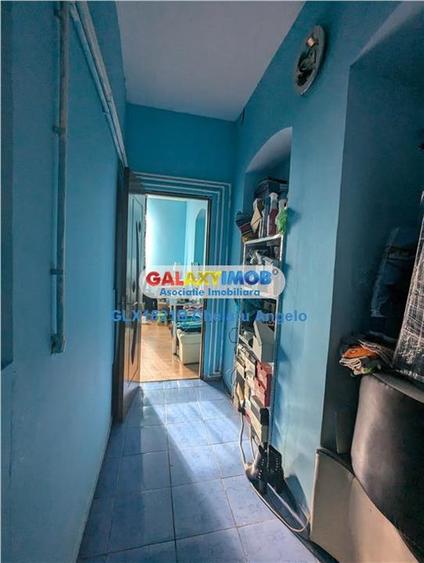 Apartament cu 6 camere decomandat în Unirii