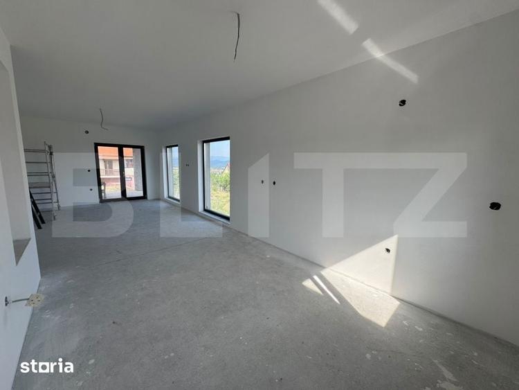 Casă cu 3 camere decomandat cu Teren 600 Mp în Central