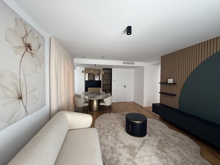 Apartament cu 3 camere decomandat în Unirii