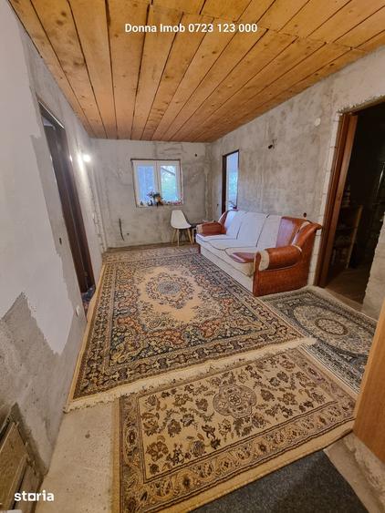 Casă cu 4 camere cu Teren 1300 Mp în Scutelnici