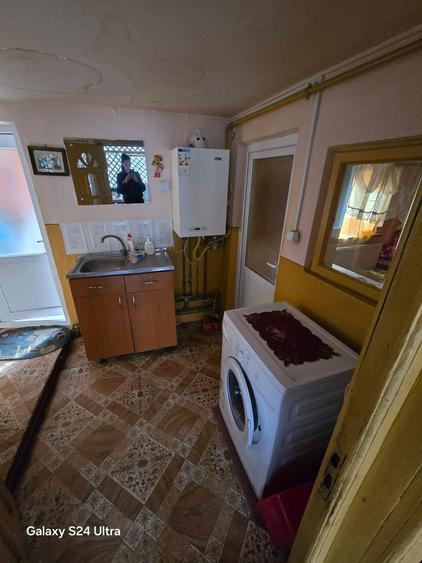 Casă cu 4 camere în Boldești