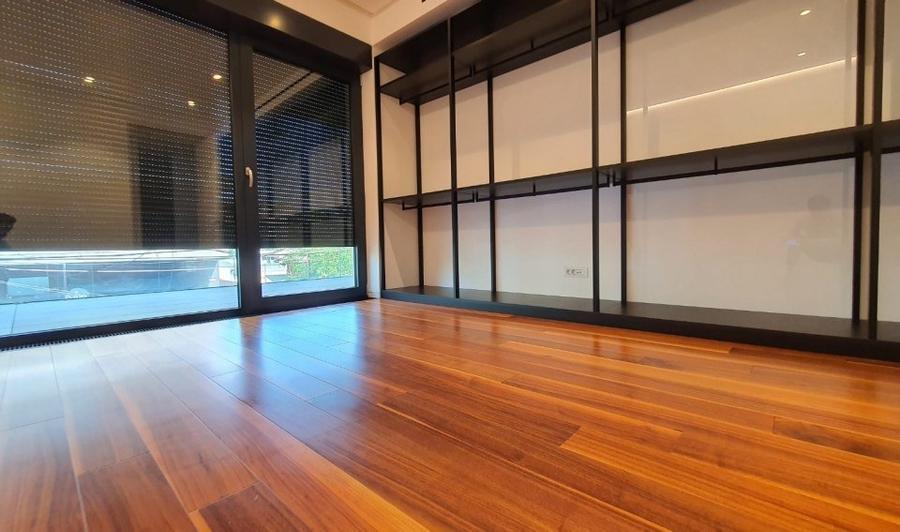 Apartament cu 5 camere în Kiseleff