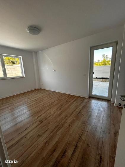 Apartament cu 3 camere în Rediu