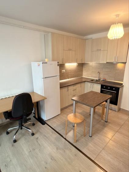 Apartament cu 2 camere decomandat în Andrei Mureșanu