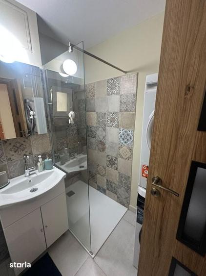 Apartament cu 3 camere decomandat în Lăpuș Argeș