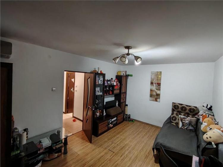 Apartament cu 2 camere decomandat, mobilat în Dristor
