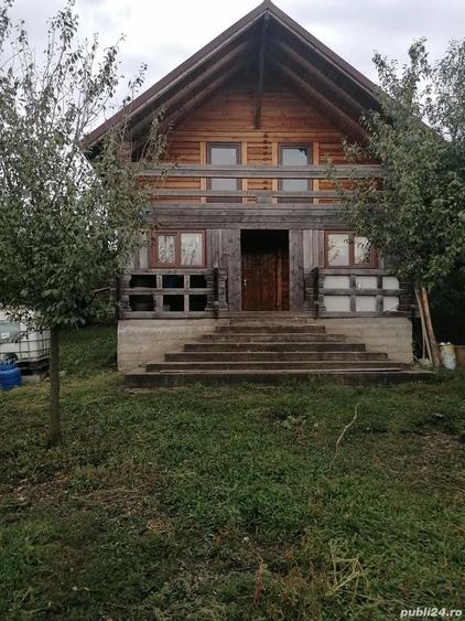 Teren de 1000 mp, în Câmpenești