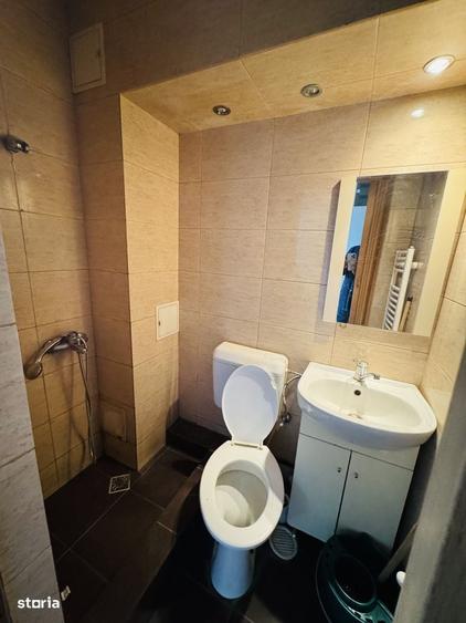 Garsonieră decomandată în Central