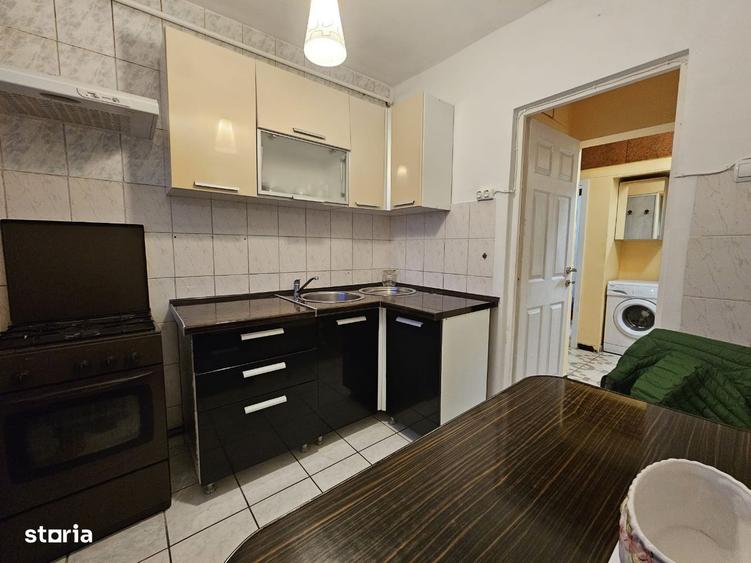 Apartament cu 2 camere decomandat în Piața Centrală