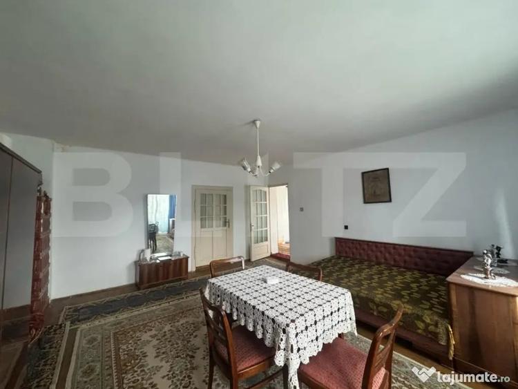Casă cu 3 camere cu Teren 3340 Mp în Central