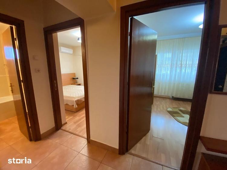 Apartament cu 4 camere decomandat în Pantelimon