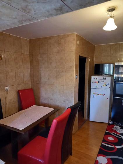 Apartament cu 2 camere semidecomandat în Govândari