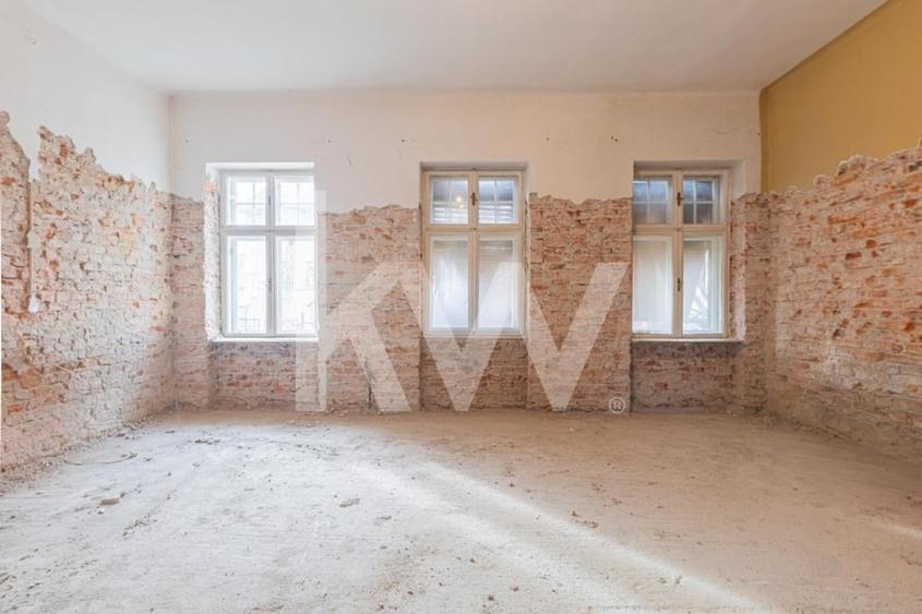 Casă individuală cu 5 camere cu Canalizare în Prejmer