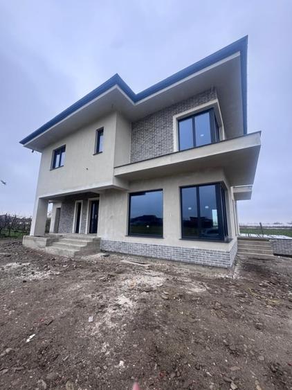 Casa individuala , constructie noua , 500 mp teren, Radauti - 1