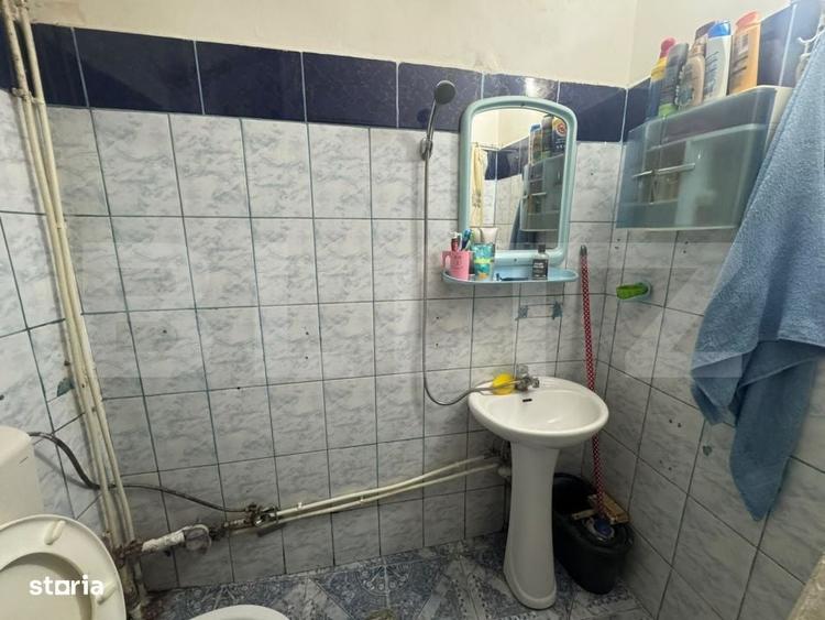 Apartament cu 3 camere semidecomandat în Valea Rosie