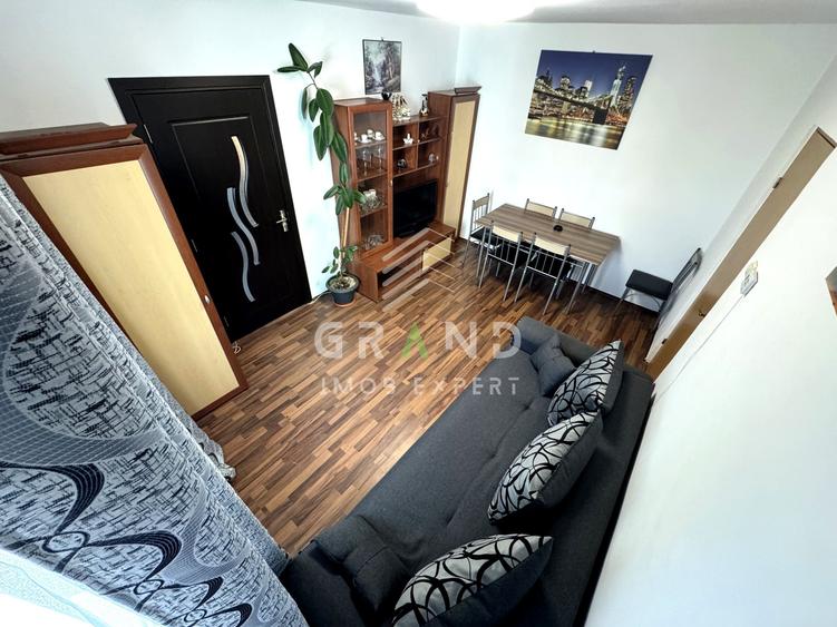 Apartament cu 4 camere semidecomandat, mobilat în Mănăștur