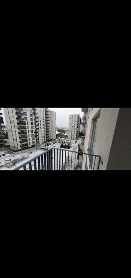 Apartament cu 2 camere semidecomandat în Pantelimon