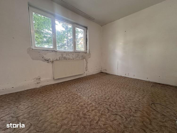 ETAJ 1! Vanzare apartament cu 2 camere in M11 - Targovi?te - 2