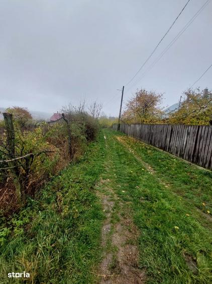 Teren de 1326 mp, în Popricani