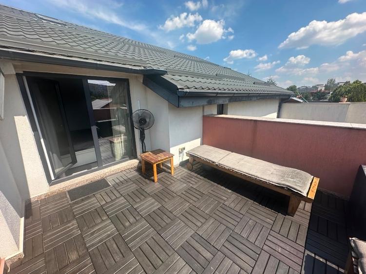 Apartament cu 2 camere semidecomandat, mobilat în 1 Mai