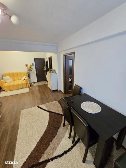 Apartament cu 2 camere decomandat în Dâmbul Rotund