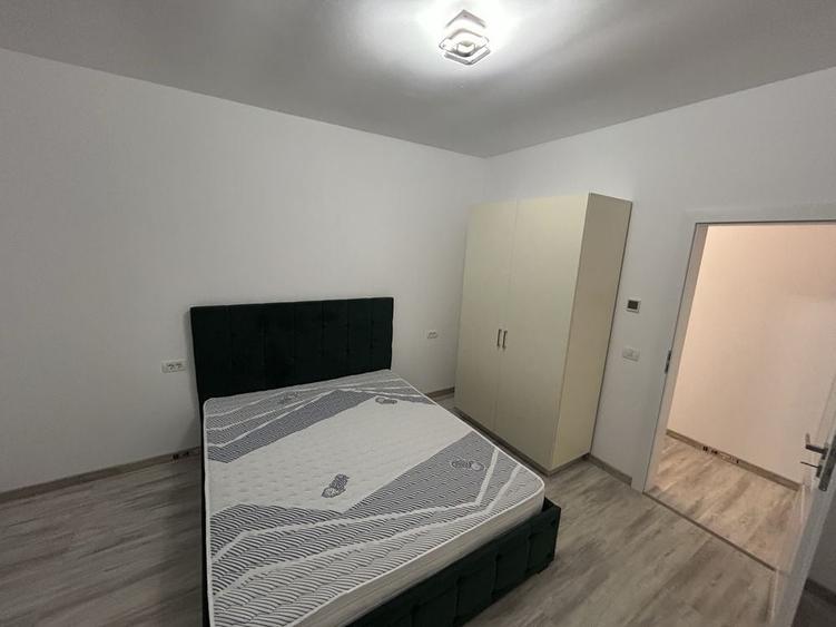 Casă cu 2 camere cu Teren 300 Mp în Dumbrăvița