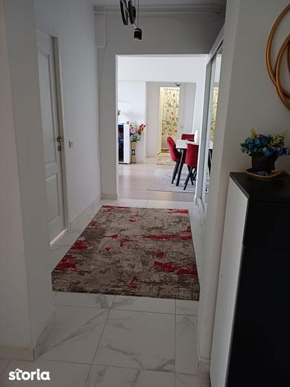 Apartament cu 3 camere decomandat, mobilat în Giurgiului