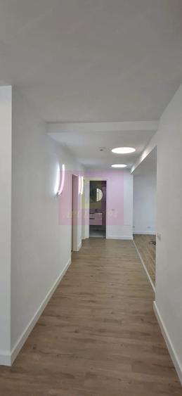Apartament cu 3 camere decomandat în Armeneasca