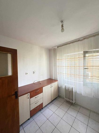 Inchiriez apartament 2 camere decomandat Lujerului, Sector 6 - 6