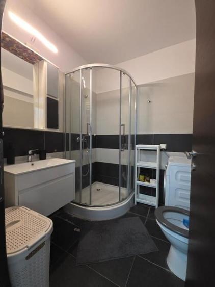 Apartament cu 2 camere în Parcul Carol