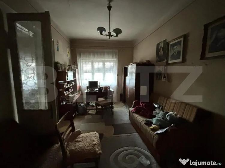 Casă cu 3 camere cu Teren 300 Mp în Șimleu Silvaniei