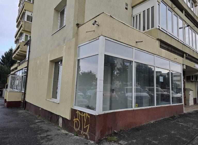 Spațiu comercial, de 107 mp, în Drumul Carului