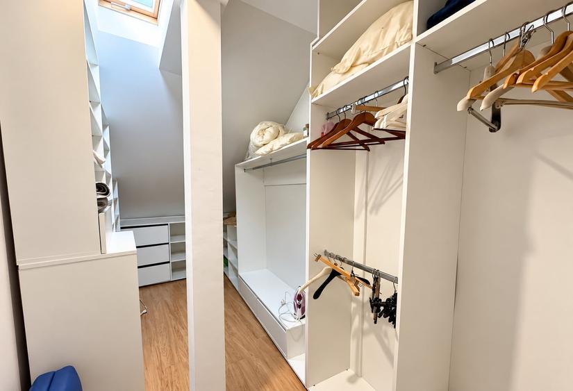 Apartament cu 2 camere decomandat, mobilat în Universitate