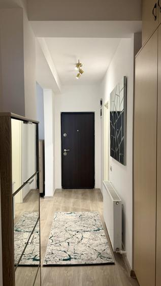 Apartament cu 2 camere semidecomandat în Tunari