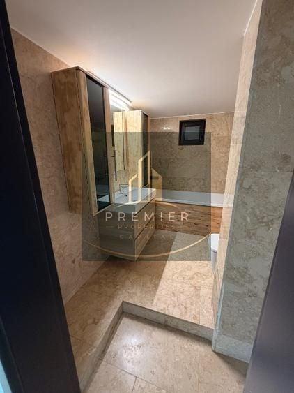 Apartament cu 4 camere decomandat, mobilat în Crângași