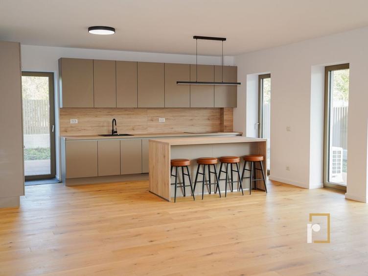 Apartament cu 2 camere semidecomandat, mobilat în Băneasa