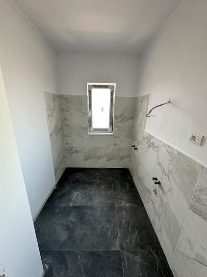 Duplex cu 4 camere cu Canalizare în Săcălaz