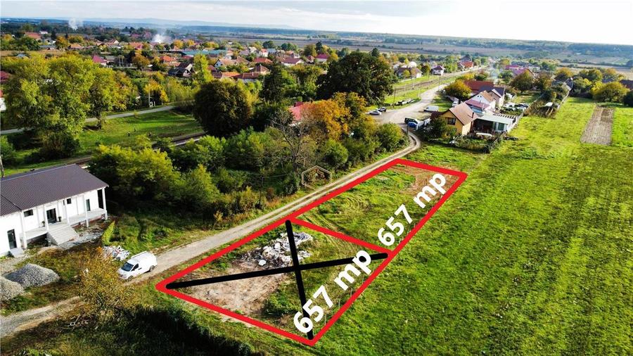 Teren Construcții intravilan de 657 mp, în Nord