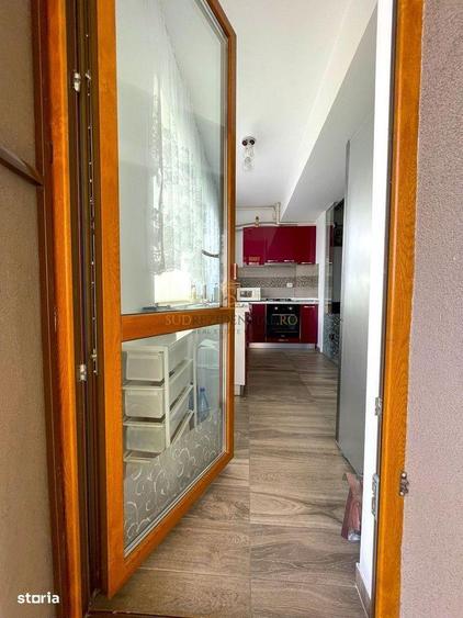 Apartament cu 3 camere, mobilat în Metalurgiei