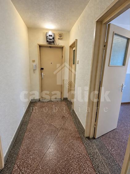 Apartament cu 3 camere decomandat în Mazepa 1