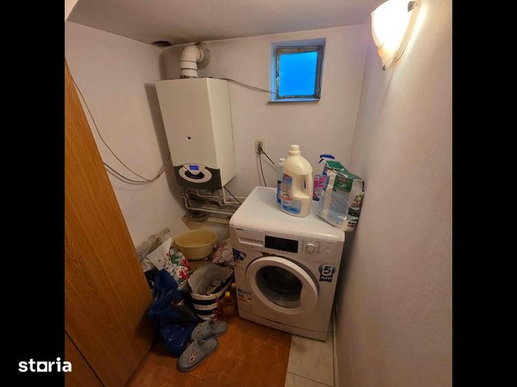 Casă cu 5 camere cu Teren 310 Mp în Sălăjan