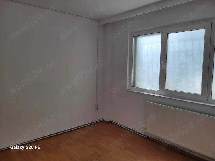 Spațiu comercial, de 16 mp, în Central