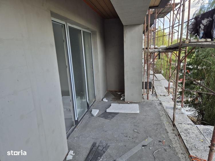 Apartament cu 2 camere în Apărătorii Patriei