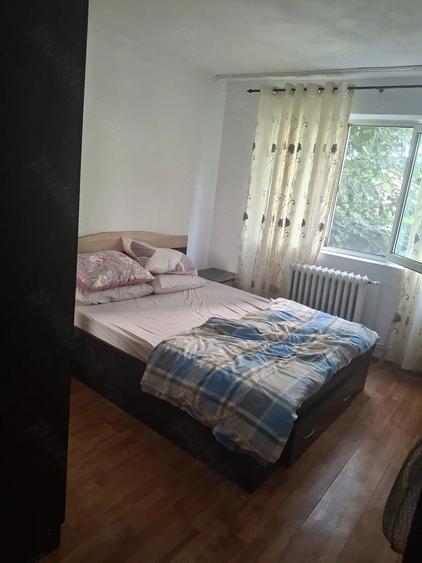 Apartament cu 2 camere decomandat în Ostroveni