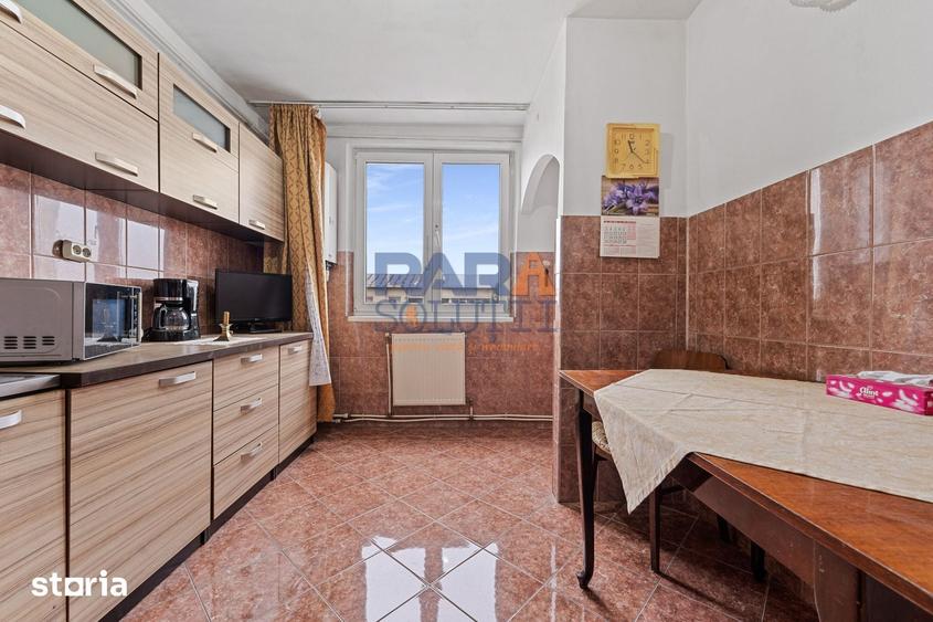 Apartament cu 4 camere în Ultracentral