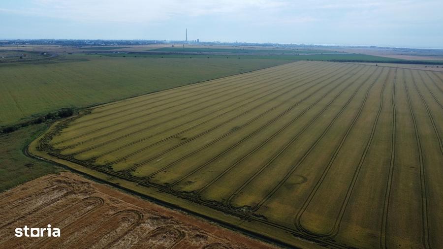 Teren de 47300 mp, în Cumpăna